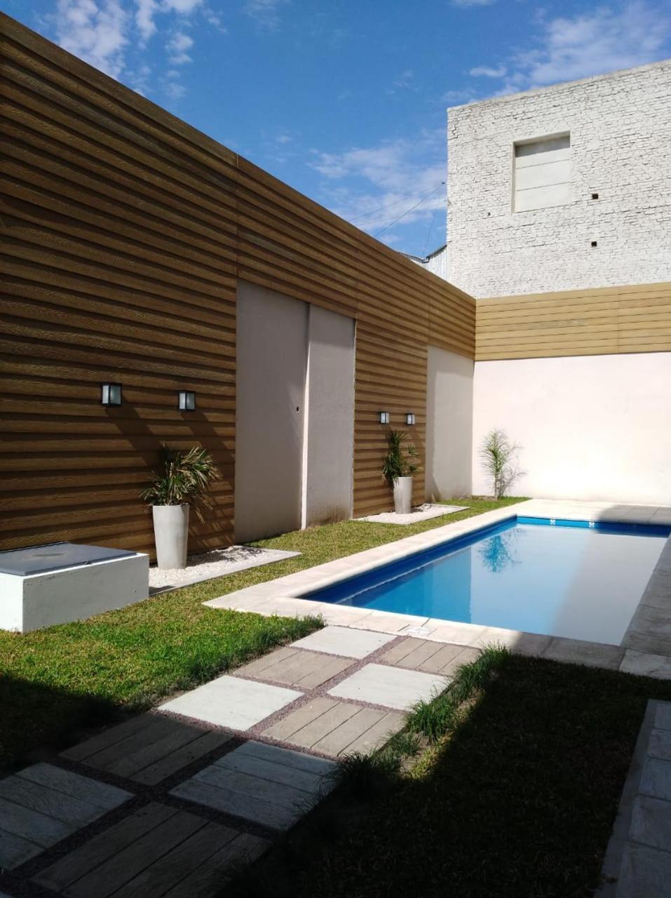 Garden 33 Apartment Chivilcoy Bagian luar foto