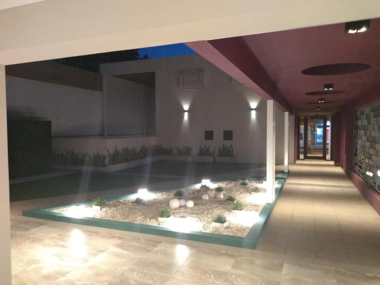 Garden 33 Apartment Chivilcoy Bagian luar foto